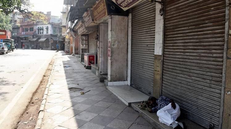 कोरोना की कैद में हिंदुस्तान (फोटो: PTI)