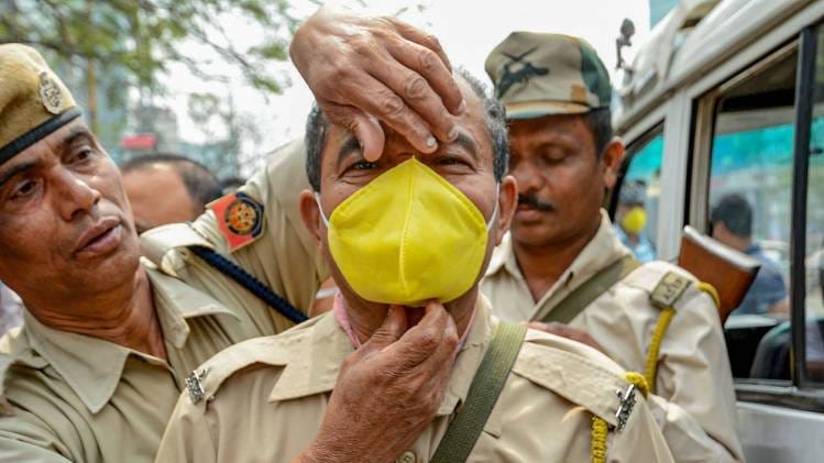 देशभर में कोरोना मरीजों की संख्या 429 हुई (फाइल फोटो-PTI)