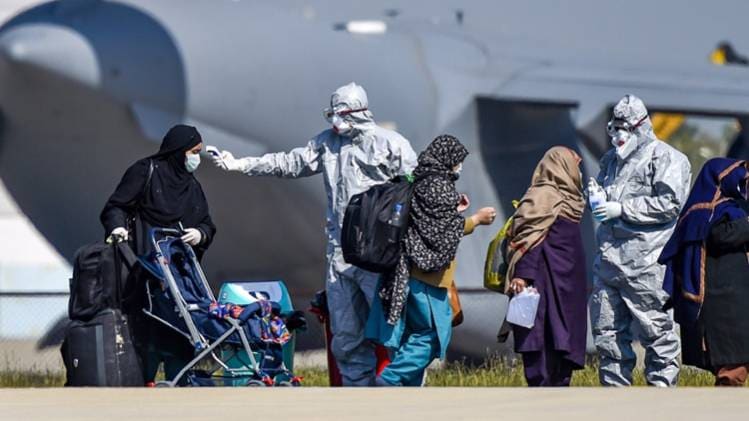 ईरान में फंसे 234 भारतीय स्वदेश पहुंच गए (फोटो-PTI)