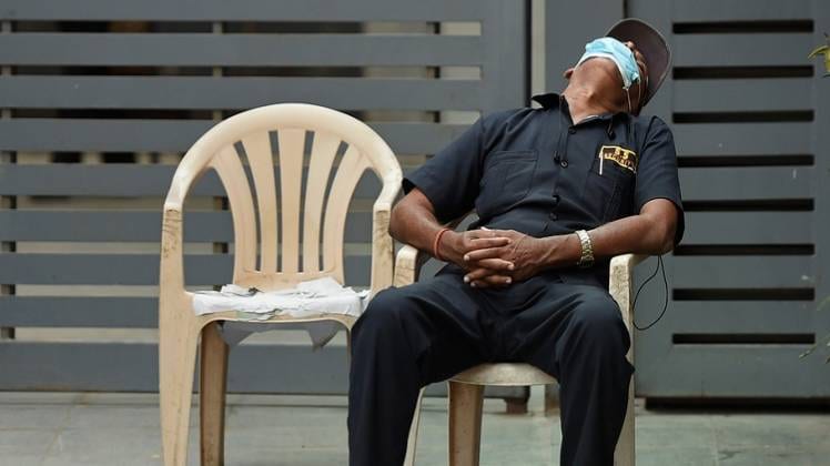 लॉकडाउन के बाद देश के अधिकांश इलाकों में पसरा सन्नाटा (PTI)