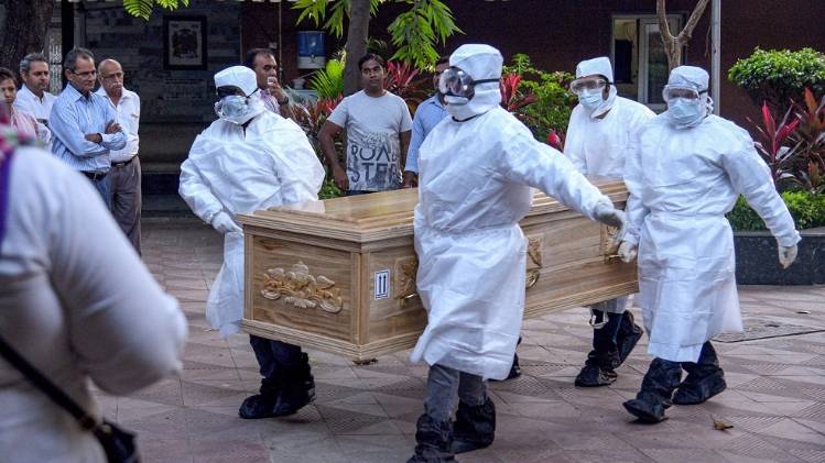 देशभर में अब तक 17 लोगों की मौत हो चुकी है (फाइल फोटो-PTI)