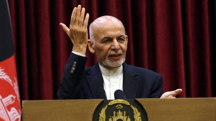 अफगानिस्तान में अशरफ गनी ने ली राष्ट्रपति पद की शपथ (AP फोटो)