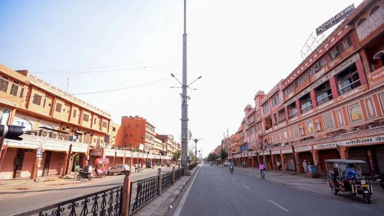जयपुर के जौहरी बाजार में कर्फ्यू जैसे हालात (Photo- PTI)