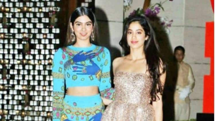 जाह्नवी कपूर और खुशी कपूर