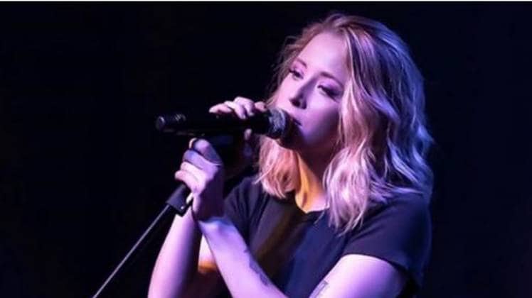 सिंगर कैली शोर