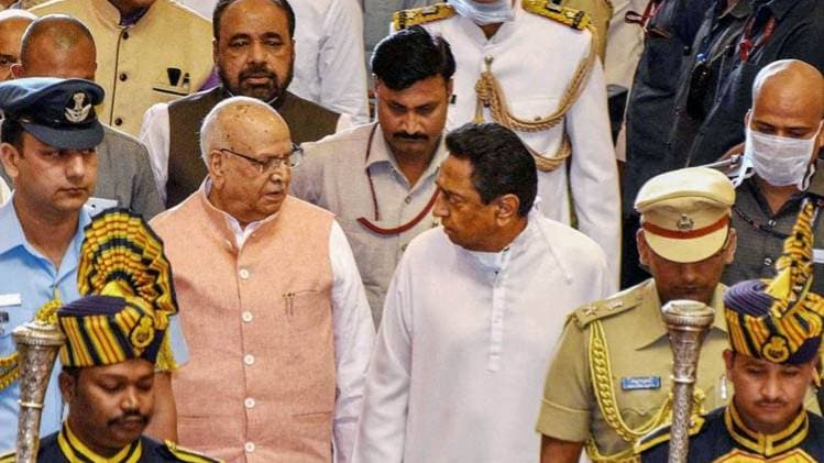 सीएम कमलनाथ और राज्यपाल लालजी टंडन (फोटो-पीटीआई) 