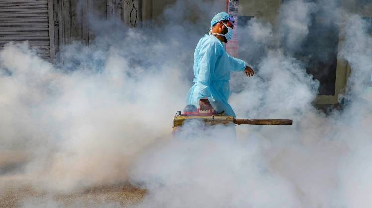 महाराष्ट्र में सोमवार सुबह कोरोना वायरस के 15 नए मामले सामने आए (फोटो-PTI)