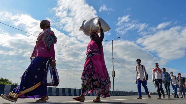 बॉर्डर बंद होने पर वापस लौटते कई लोगों की मौत (Photo- Aajtak) 