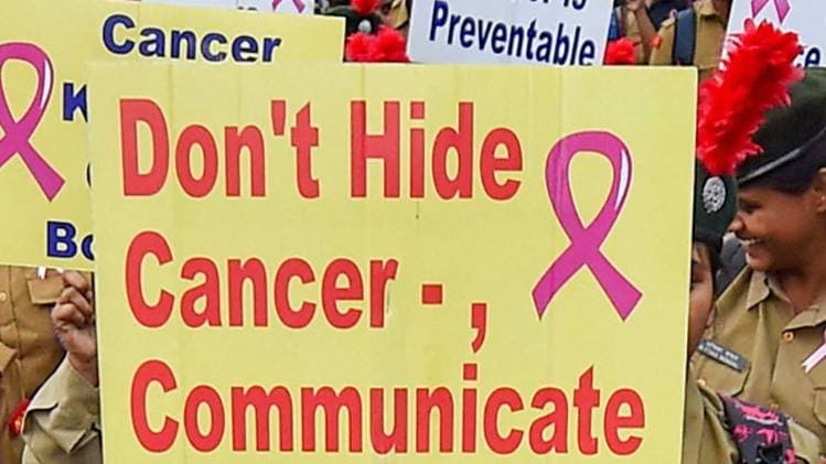 महाराष्ट्र में पिछले साल कैंसर से 5727 मरीजों की मौत हुई.(फोटो-PTI)