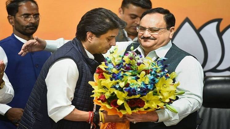 ज्योतिरादित्य सिंधिया और जे. पी. नड्डा (File Photo- PTI)