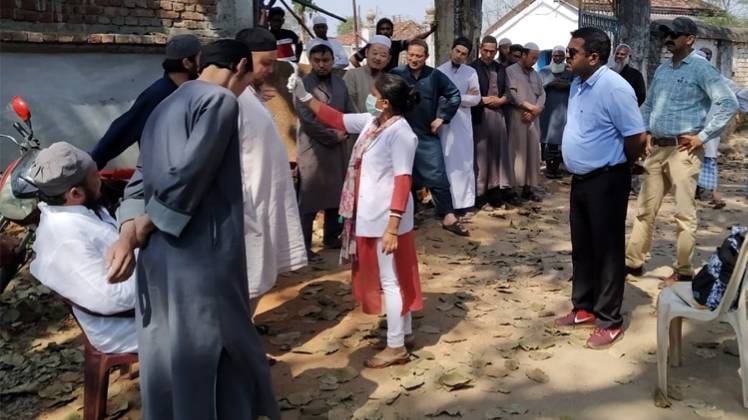 सभी के पासपोर्ट और वीजा जब्त कर क्वारनटीन के लिए भेजा गया