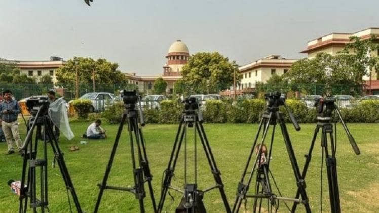 कोरोना से बचाव के लिए सुप्रीम कोर्ट ने उठाया एहतियाती कदम