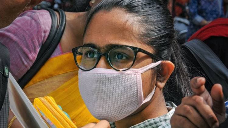 कोरोना के कारण देश के ज्यादातर स्कूल-कॉलेज बंद किए गए (File-PTI)