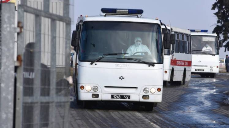 वुहान में बस सेवा शुरू (फाइल फोटो- PTI)