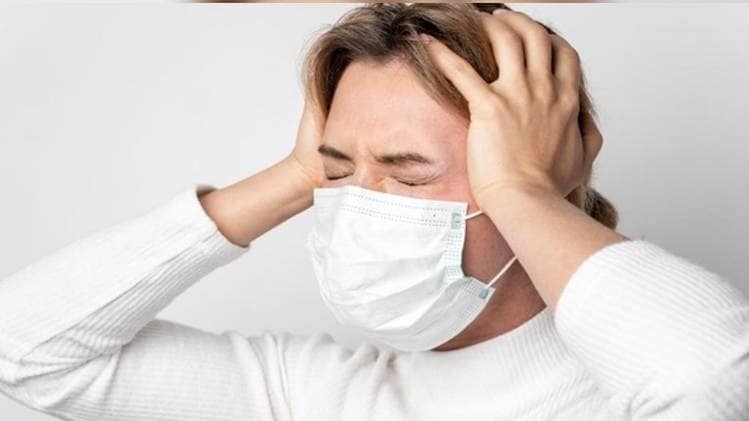 सिर्फ बात करने से भी फैल सकता है कोरोना