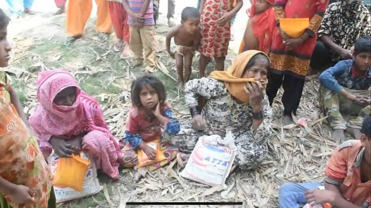 बंजारों के सामने खड़ा हुआ खाने-पीने का संकट (Photo Aajtak)