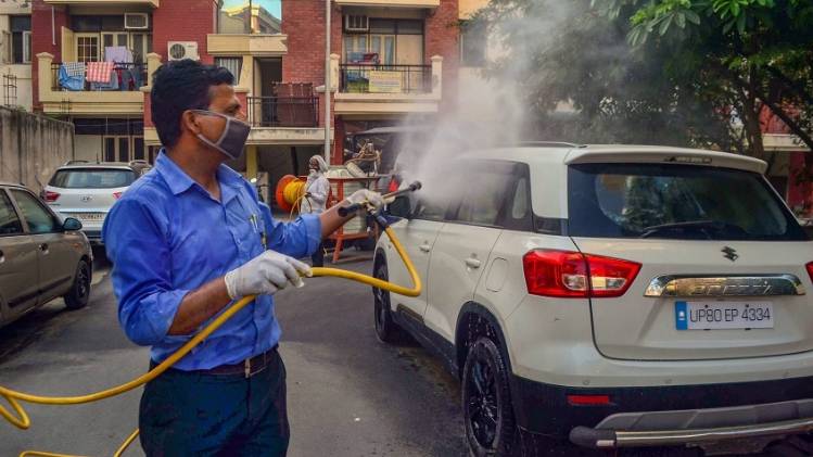 आगरा में लगातार बढ़ रहे हैं मामले (फोटो: PTI)