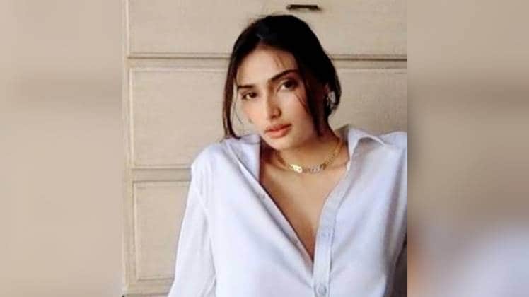 अथ‍िया शेट्टी