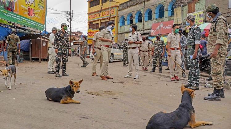 बंगाल के नॉर्थ 24 परगना में झड़प (फाइल फोटो-PTI)