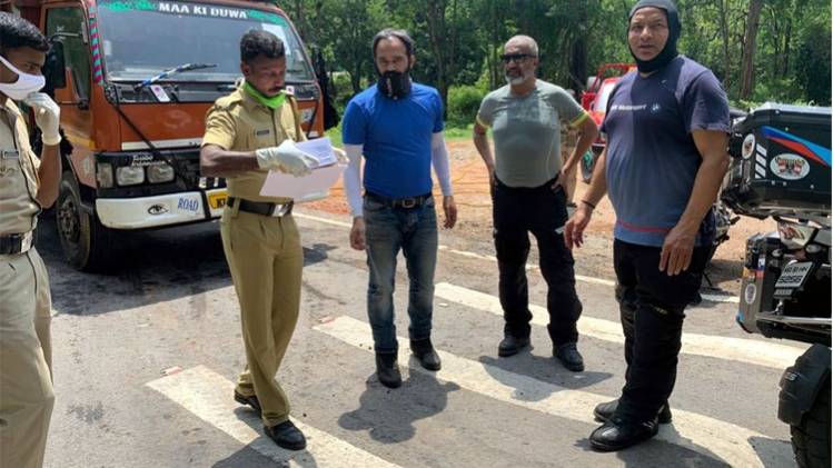 बेंगलुरु से केरल के कूनूर पहुंचाई दवाएं