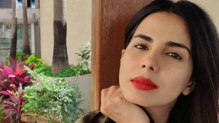 कीर्ति कुल्हारी