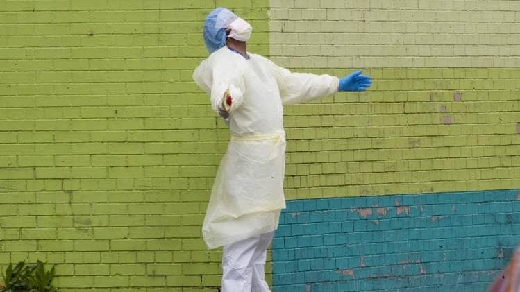 देश में कोरोना से मरने वालों का आंकड़ा 100 के पार (फाइल फोटो-PTI)