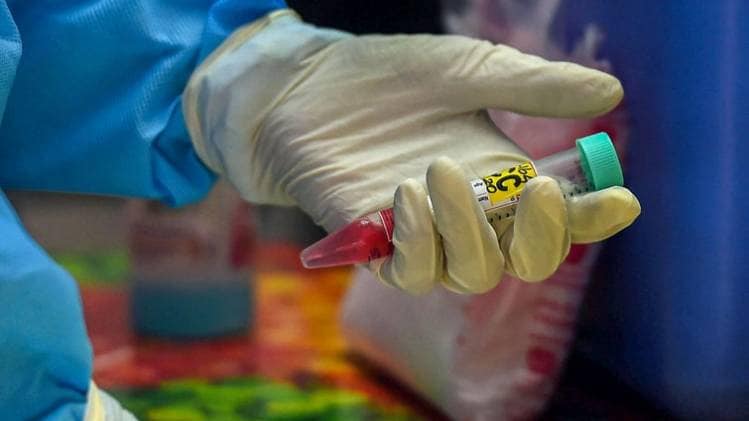 पाकिस्तान में भी तेजी से फैल रहा है कोरोना वायरस (फाइल-पीटीआई)