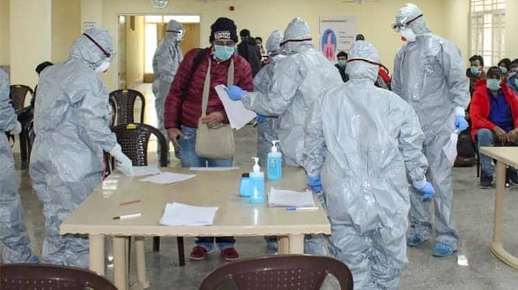 महाराष्ट्र में बढ़े कोरोना मरीज (फाइल फोटो)