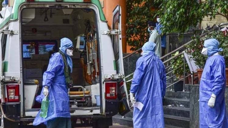 दिल्ली में कोरोना के बढ़ते मामले (फाइल फोटो)