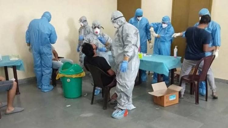 मुंबई में कोरोना के इतने मामले क्यों?