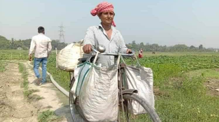किसान (फोटो- दीपक देबनाथ)