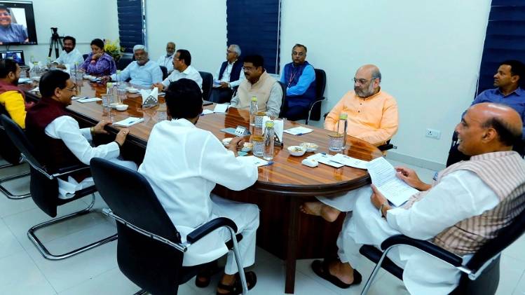 राजनाथ सिंह के घर पर ग्रुप ऑफ मिनिस्टर की बैठक (फाइल फोटो-PTI)