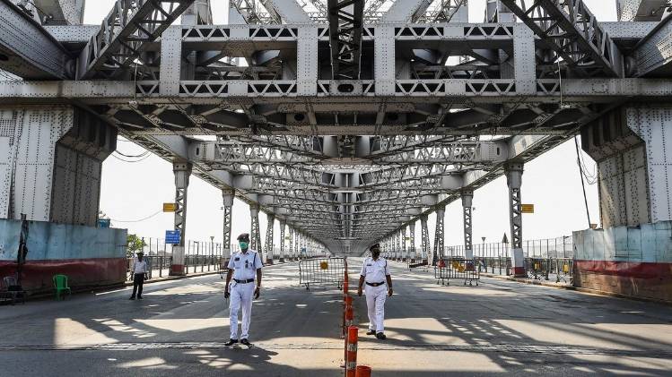 भीड़ पर काबू पाने के लिए रैपिड एक्शन फोर्स बुलानी पड़ी (फोटो-PTI)