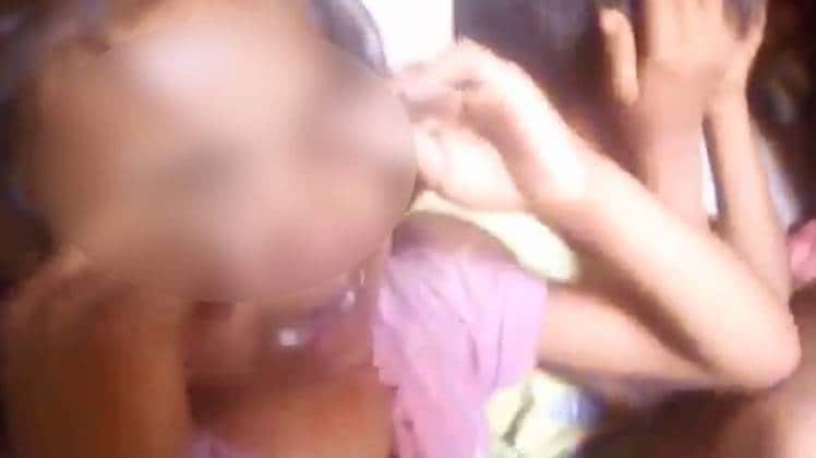 झारखंड का यह वीडियो सोशल मीडिया पर हुआ वायरल (फोटो: वीडियो ग्रैब)