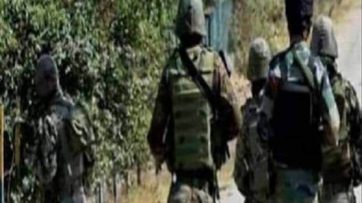 सुरक्षाकर्मी और आतंकियों के बीच मुठभेड़