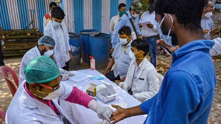 भोपाल में कोरोना संक्रमितों की संख्या में इजाफा (फोटो- PTI)