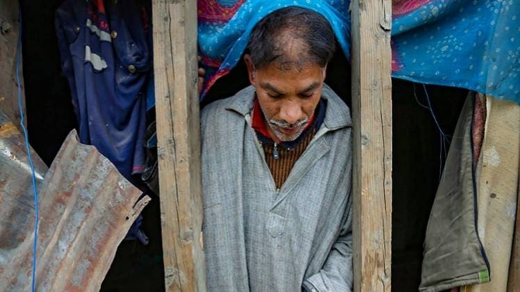 लंबे दिनों से बंद की मार झेल रहा है जम्मू-कश्मीर (PTI)