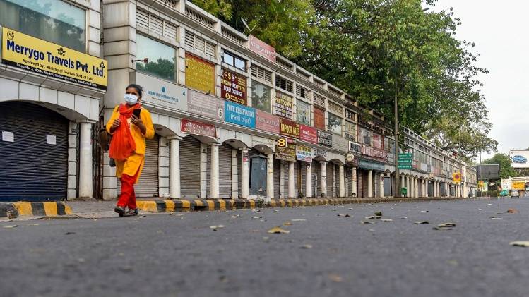 कोरोना के कारण देश में लगाया गया है 40 दिन का लॉकडाउन