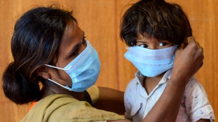 ओडिशा और पंजाब में भी मास्क लगाना अनिवार्य (Courtesy- PTI)