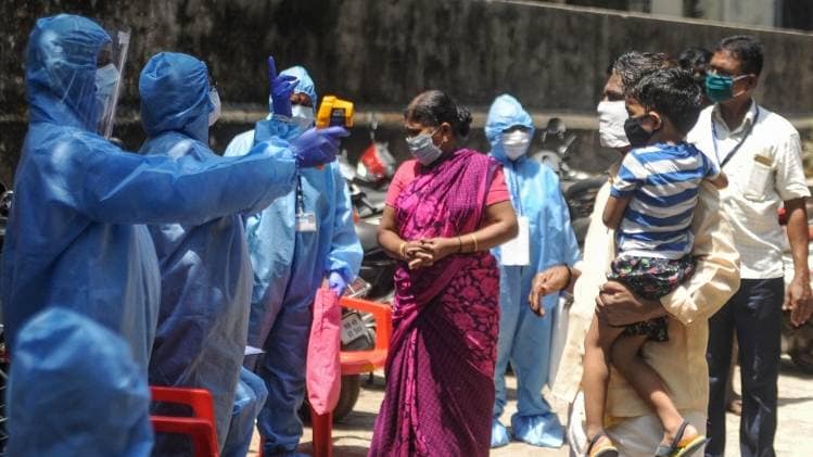 महाराष्ट्र में कोरोना मरीजों का आंकड़ा 2000 के पार (फोटो-PTI)