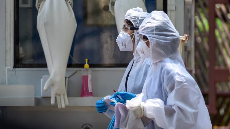 महाराष्ट्र में कोरोना के 7 हजार से अधिक मामले (फाइल फोटो-PTI)