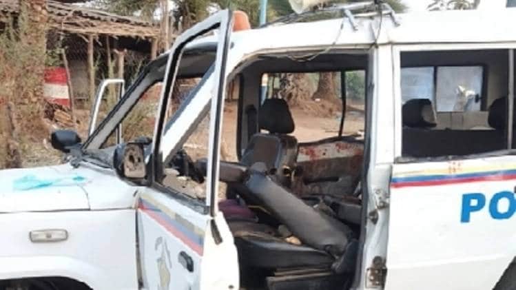 पालघर में दो साधुओं और उनके ड्राइवर की पीट-पीटकर हत्या कर दी गई थी