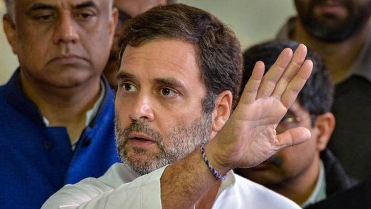 कोरोना वायरस से निपटने के लिए टेस्ट का दायरा बढ़ाने की राहुल गांधी कर रहे मांग (फाइल फोटो-PTI)