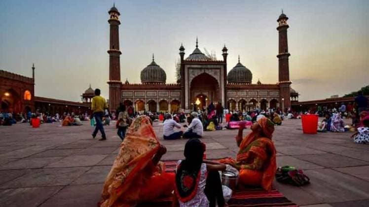 दिल्ली के जामा मस्जिद में रमजान के दौरान (फाइल फोटो)