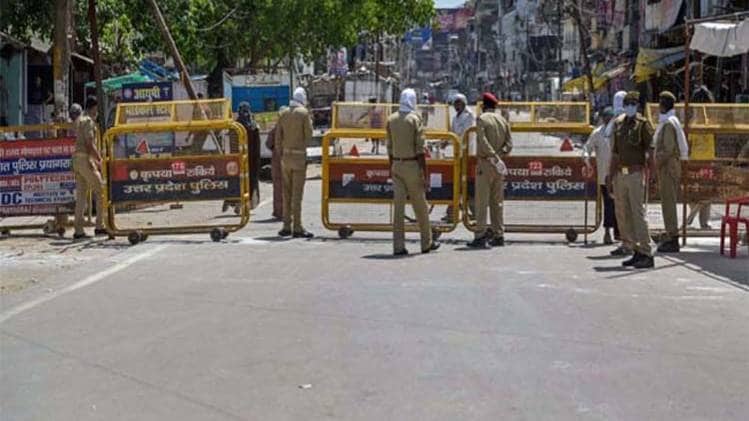 यूपी के 15 जिलों के कई इलाके सील (फाइल फोटो-PTI)