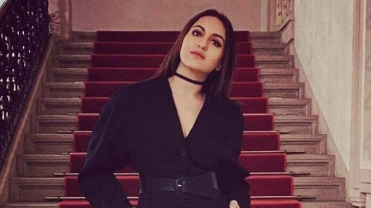 सोनाक्षी सिन्हा