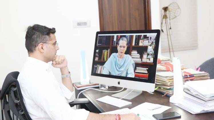 सोनिया गांधी ने प्रदेश कांग्रेस अध्यक्षों से की बात