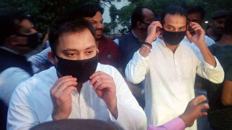 तेज प्रताप के साथ तेजस्वी यादव