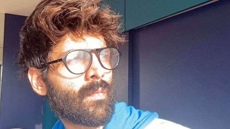 कार्तिक आर्यन 