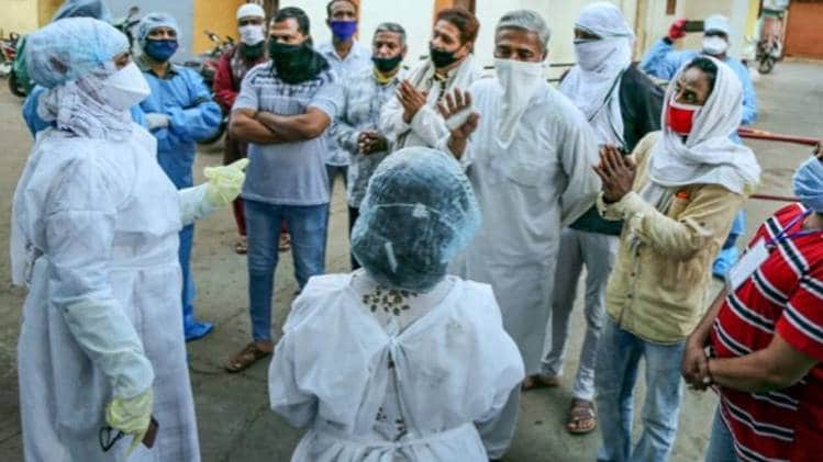 महाराष्ट्र में कोरोना संक्रमितों की संख्या 5000 पार (फोटो- PTI)